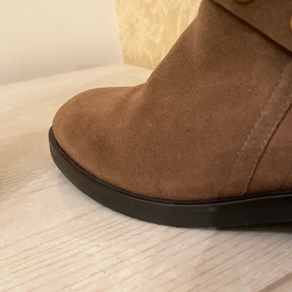ONLY WORN TWICE. See By Chloe Studded Suede Ankle Boots. US Size 6 - Picture 16 of 16